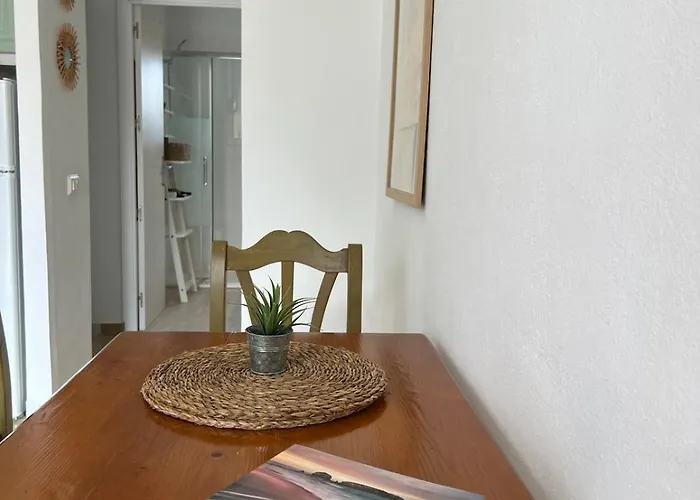 Apartamento Con Piscina 5 Minutes From The