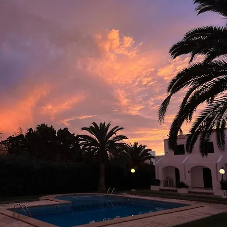 Lejlighed Con Piscina 5 Minutes From The *